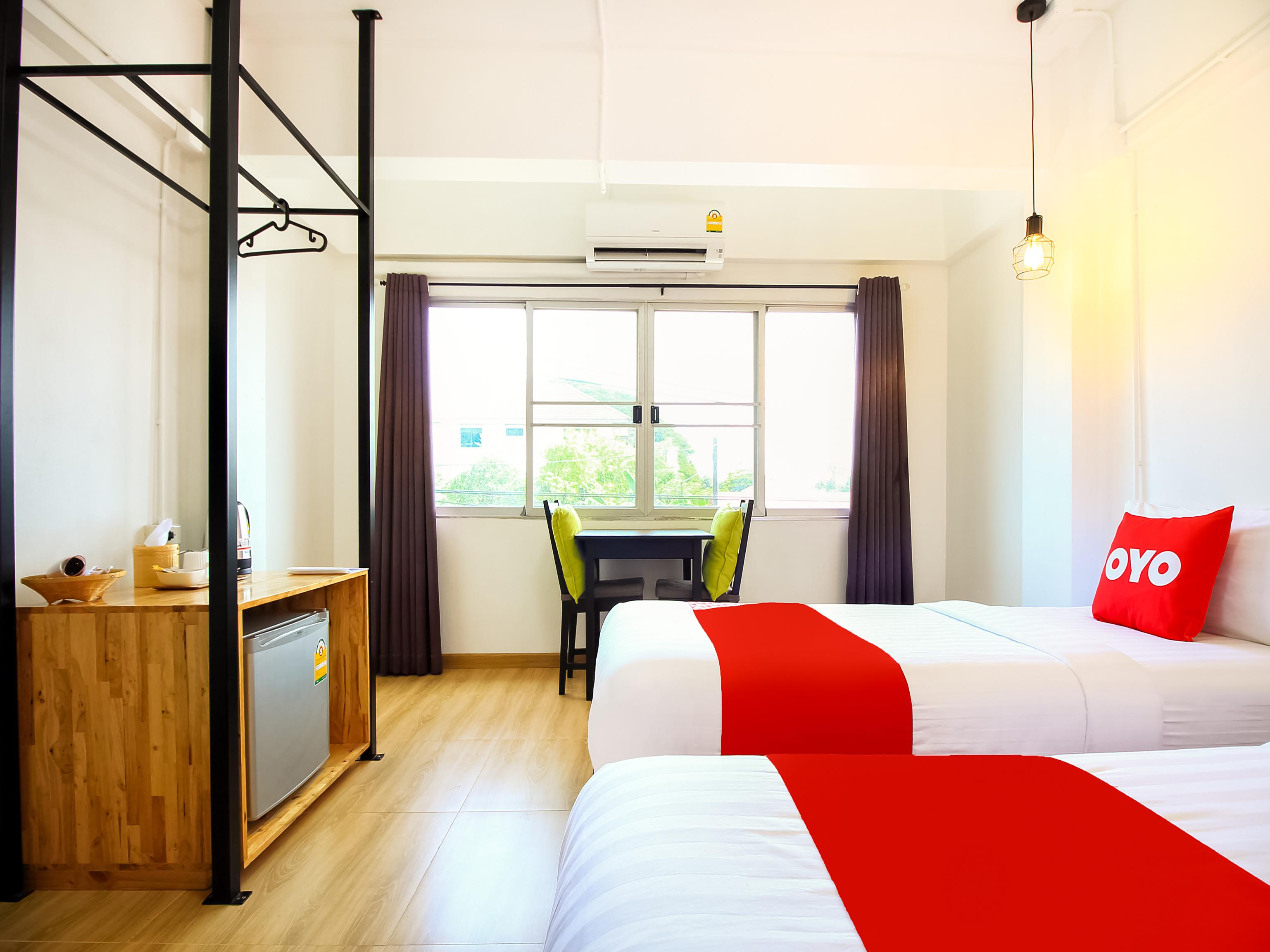 Kailub Rooms Hotel Bangkok Exterior photo