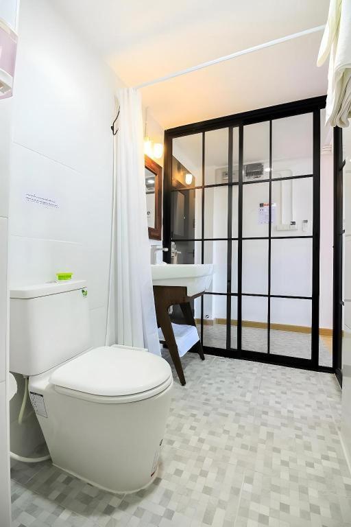 Kailub Rooms Hotel Bangkok Exterior photo